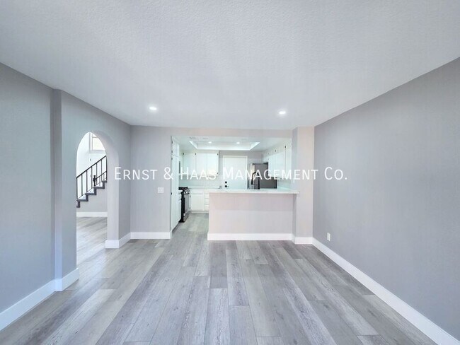 Building Photo - 16810 Picadilly Ln