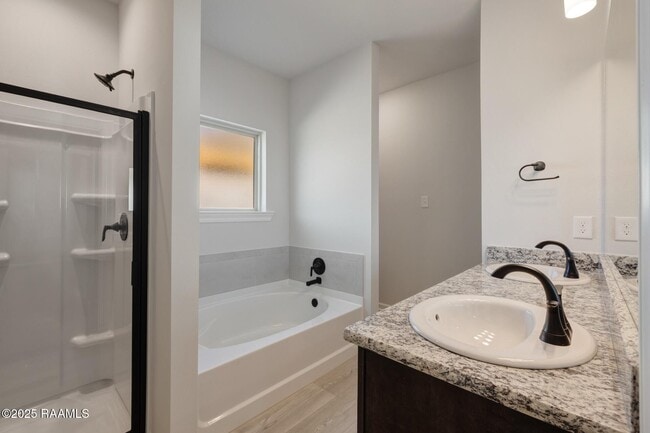 Building Photo - 225 Wakely Ct