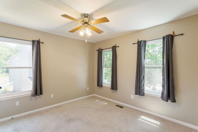 Building Photo - 5 E Pinto Ct