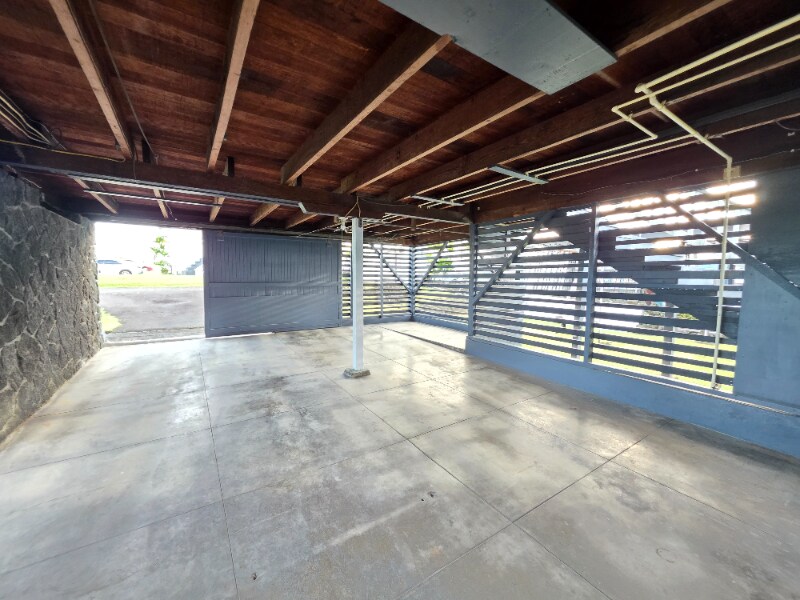 Building Photo - 418 Kukuau St