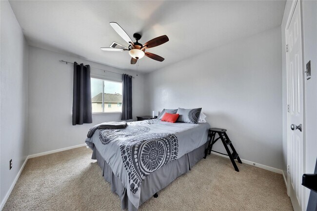 Building Photo - 3626 Knights Hollow Ct