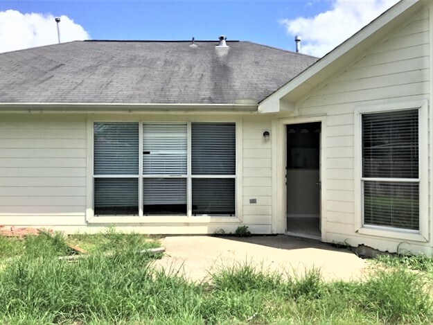 Building Photo - 5407 Morgan Oak Dr