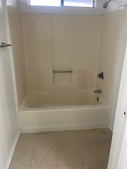 Building Photo - 11222 Chamberlaine Way
