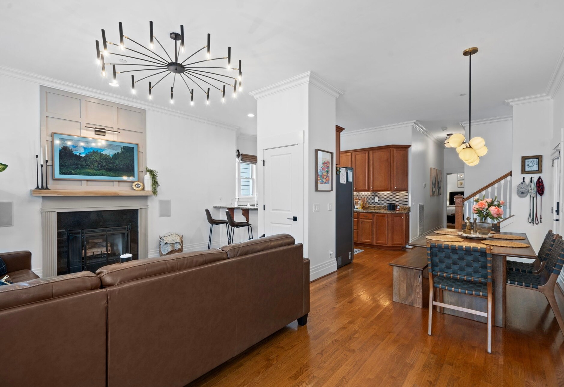 Building Photo - 315 Augusta Ave