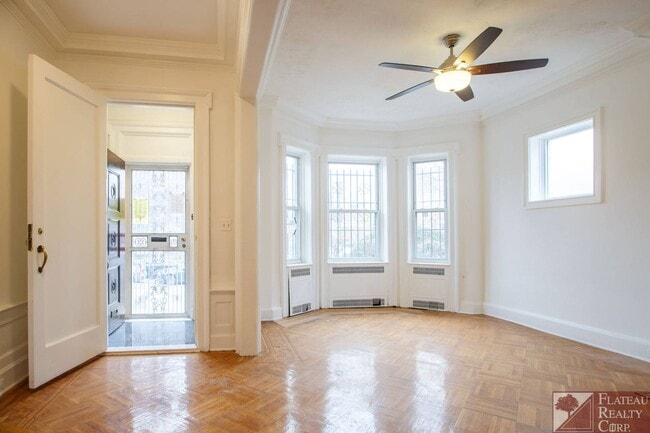 Building Photo - 1340 President St