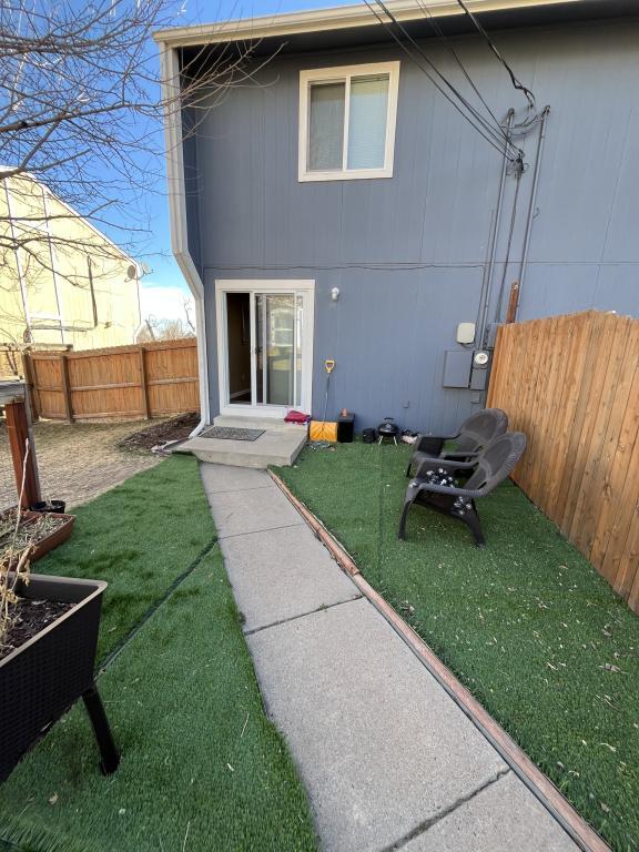 Building Photo - 5283 Wyandot St