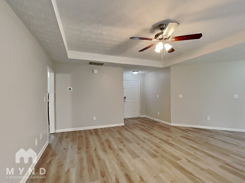 Building Photo - 211 Nicki Ct