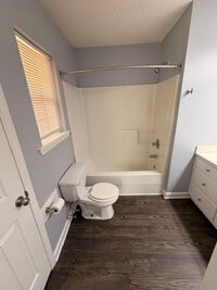 Building Photo - Newly updated and new pics to come! Freshly painted and ready to go!