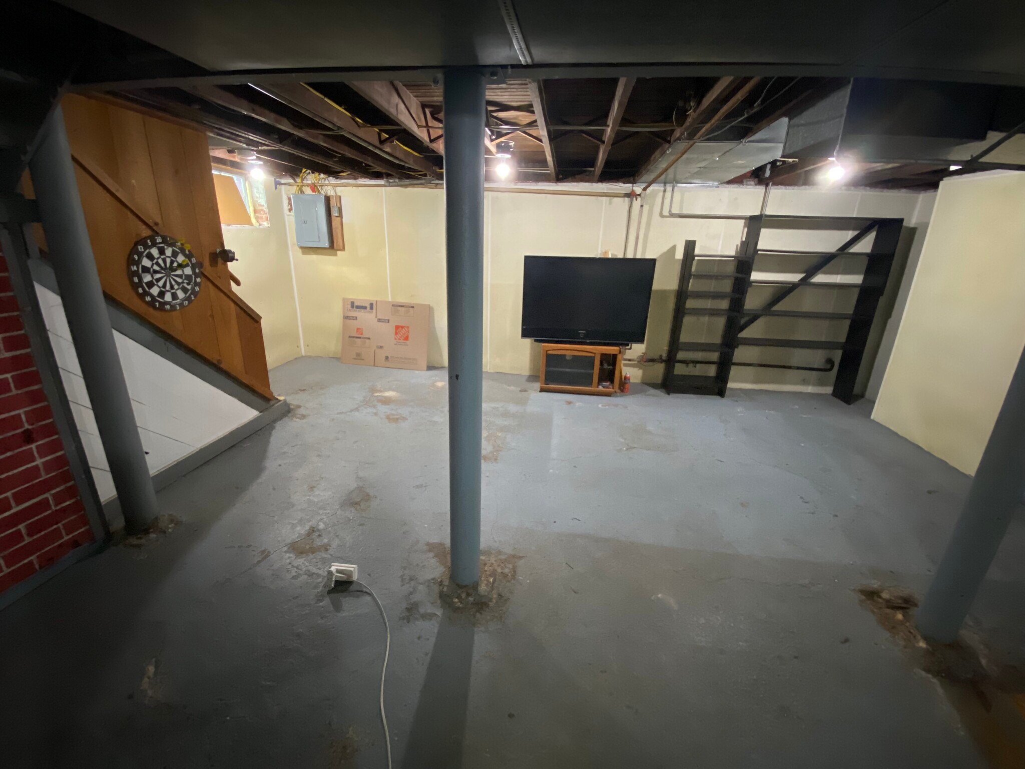 Building Photo - 377 Parkside Dr