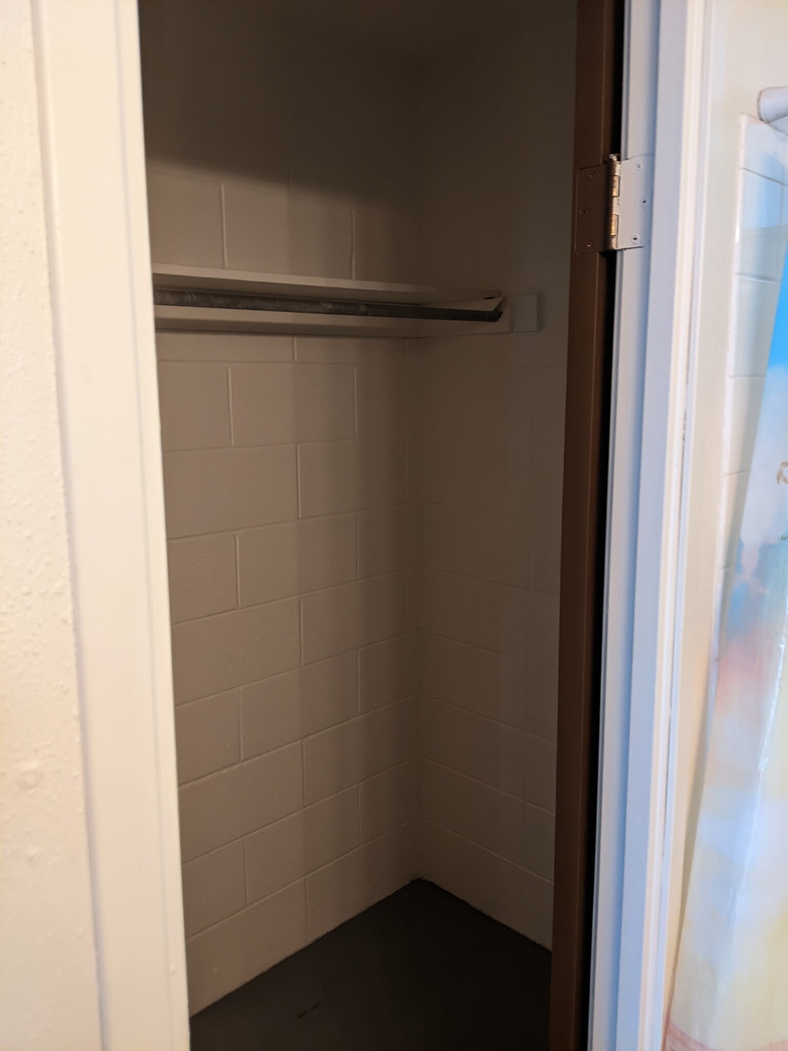 Closet/Walk-in - 95-061 Waikalani Dr