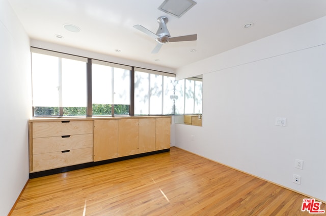 Building Photo - 11007 Strathmore Dr