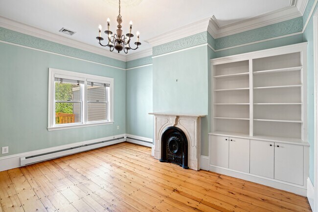 Building Photo - 7 Albion Pl