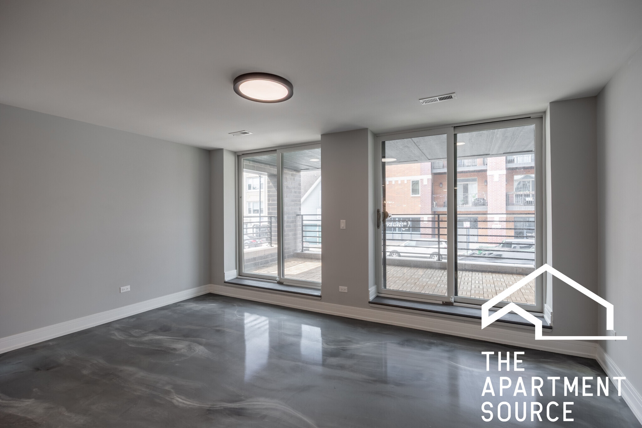 Building Photo - 3255 N Elston Ave