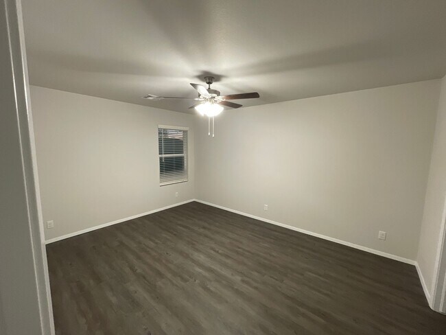 Building Photo - *Zero Regrets with Free Rent + Amazon Cash* Three Bedroom | Two Bath Home in Robinson Ranch