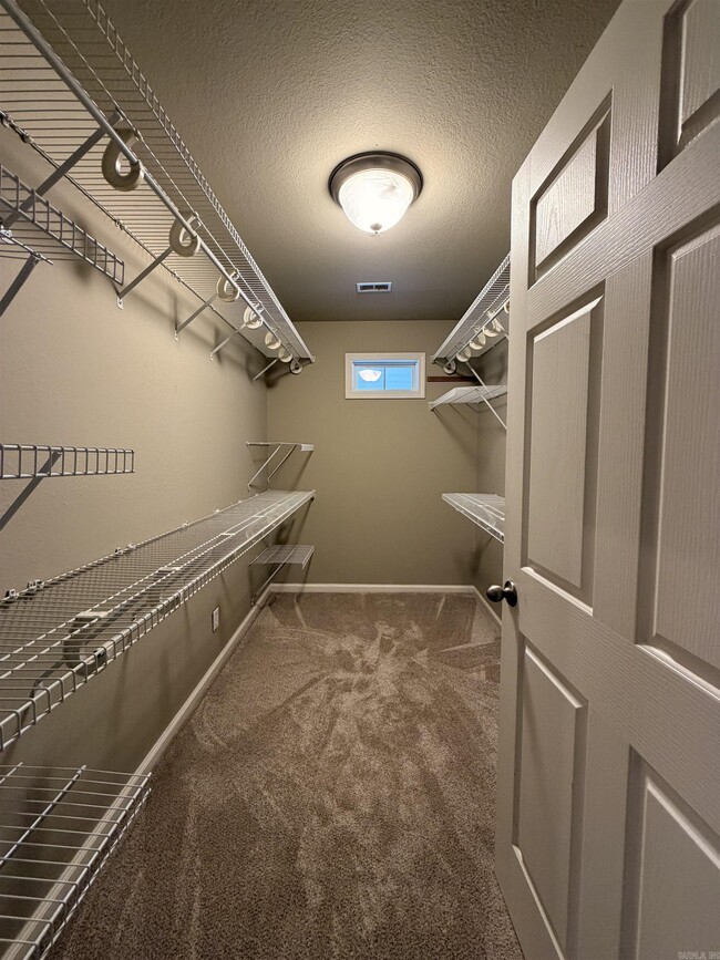 Building Photo - 31 Enclave Cir