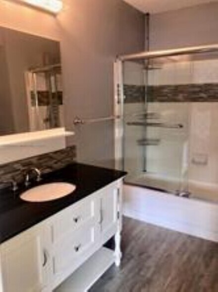 Building Photo - 2445 NW 33rd St