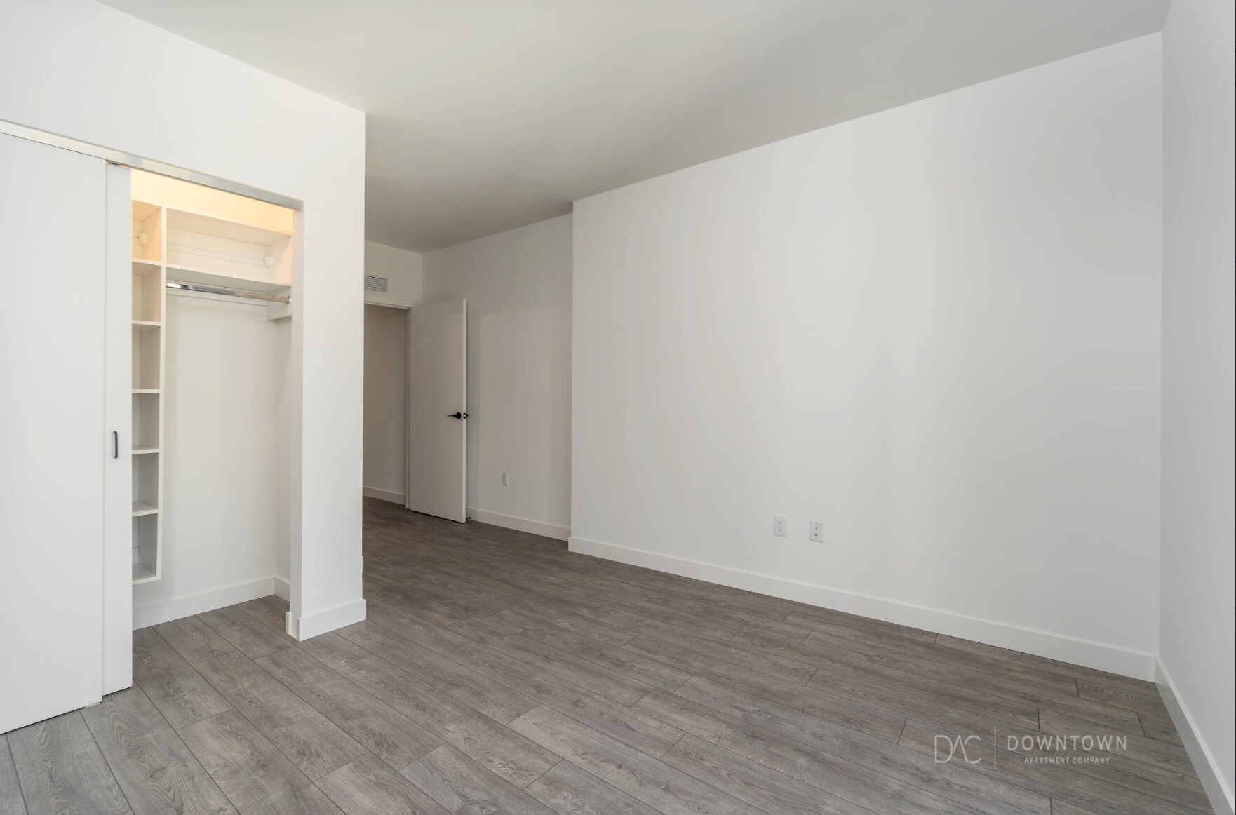 Building Photo - 38 S Peoria St
