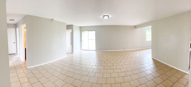 Building Photo - Available 7/21/2025 Beautiful 1 story, 4 b...