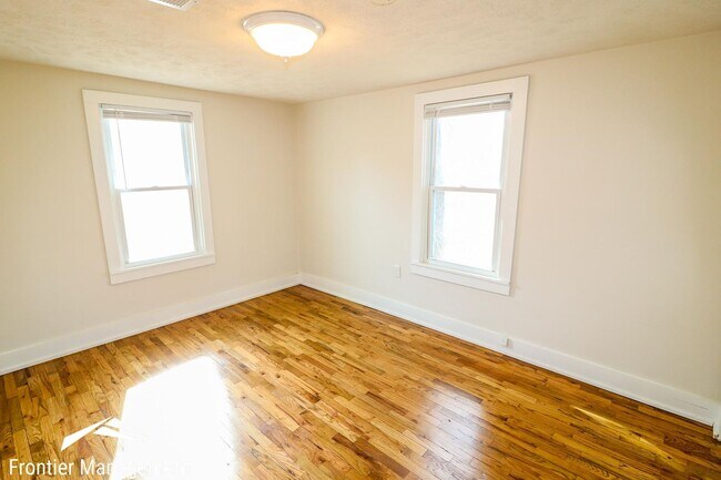 Building Photo - 926 Colorado St