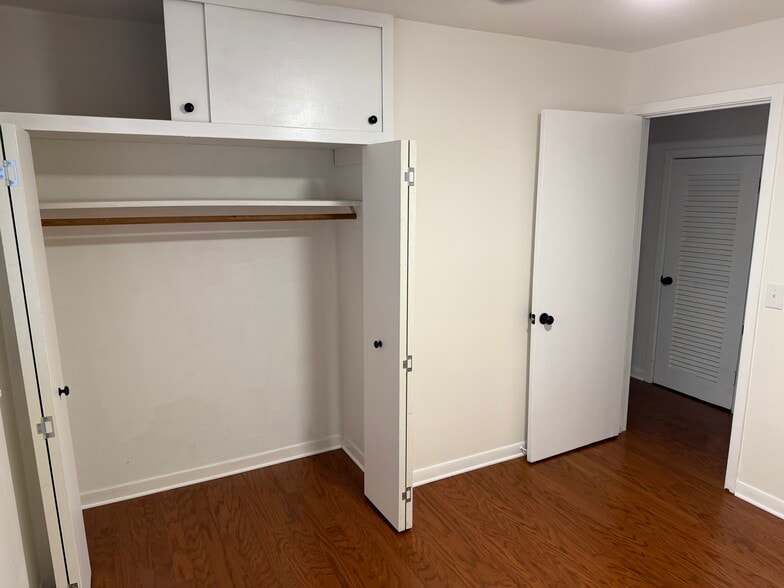 BR 2 - 5375 Gordon Dr