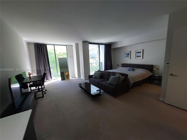 Building Photo - 31 SE 6th St