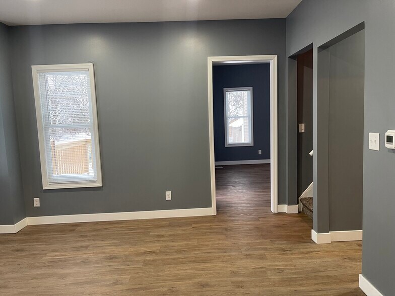 Building Photo - 1032 Denner St