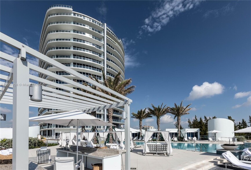 Building Photo - 701 N Fort Lauderdale Beach Blvd