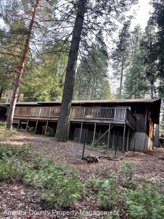 Building Photo - 3 br, 2 bath House - 16770 Doolittle Ln