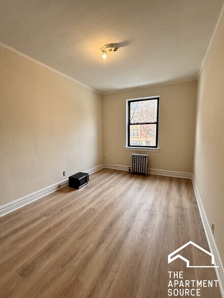 Building Photo - 4831 N Damen Ave