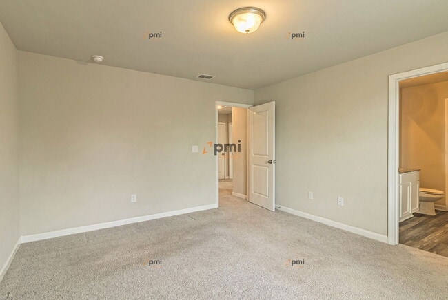 Building Photo - 1710 Hannah Ct