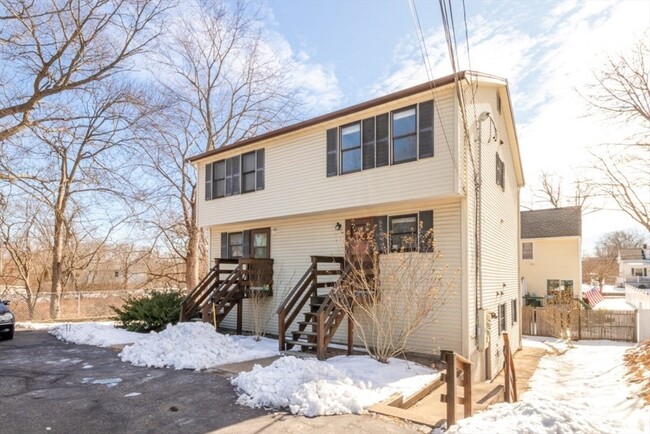 Building Photo - 71 Norton St