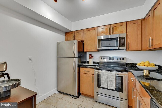 Building Photo - 3401 38th St NW