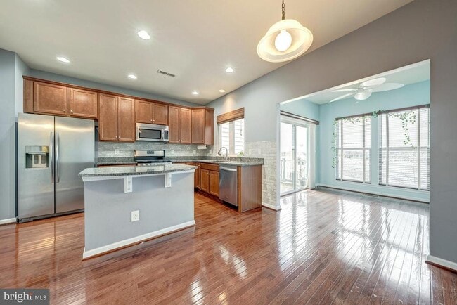 Building Photo - 42644 New Dawn Terrace