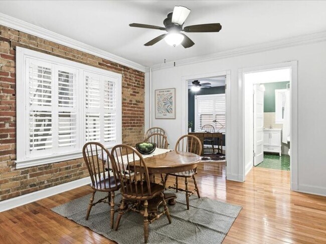 Building Photo - Cap Hill Beautiful 2 Bed Charming and Light Filled condo in the Blenheim