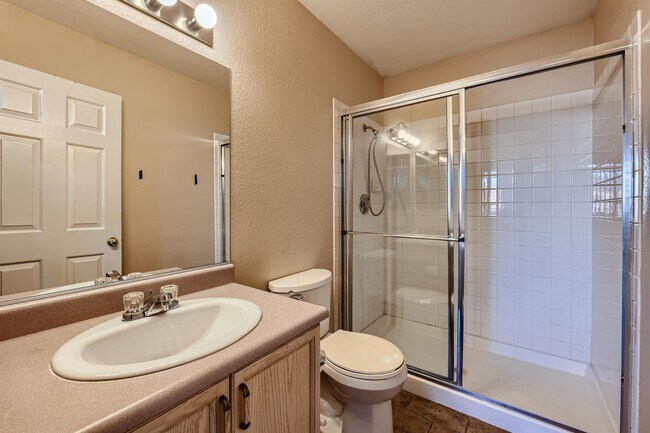 Building Photo - 2601 Twin Pines Ave