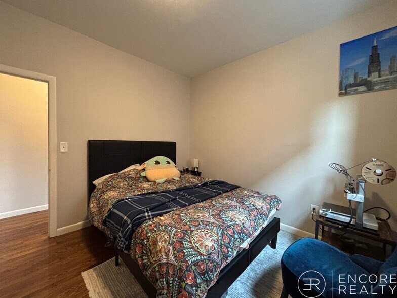 Building Photo - 15 Stearns Rd