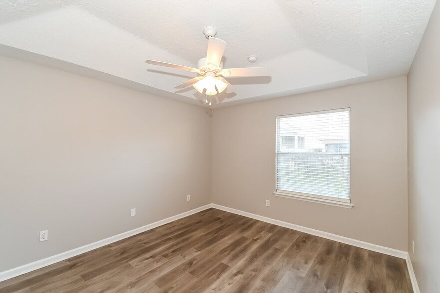 Building Photo - 1240 Brookwood Bluff Rd E