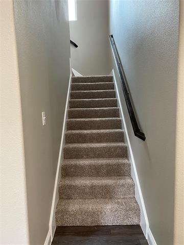 Building Photo - 422 W Coffin St