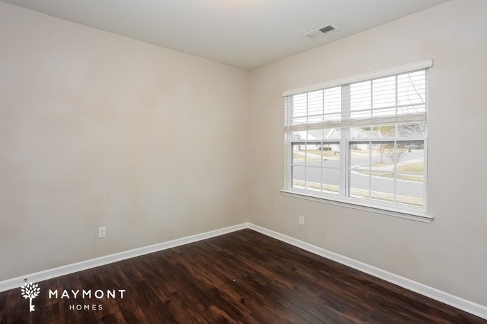 Building Photo - 118 Southhampton St