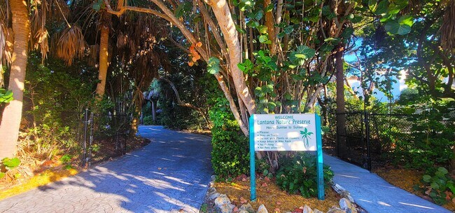 Building Photo - 890 N Federal Hwy