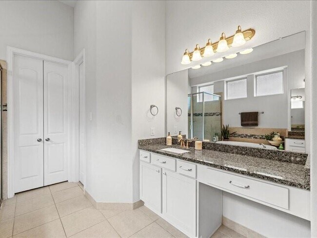 Building Photo - 17703 Olde Oaks Estate Ct