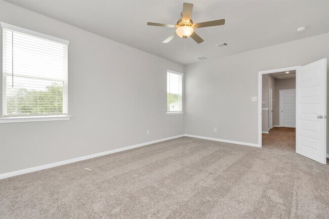 Building Photo - 1510 Parkland Oak Dr