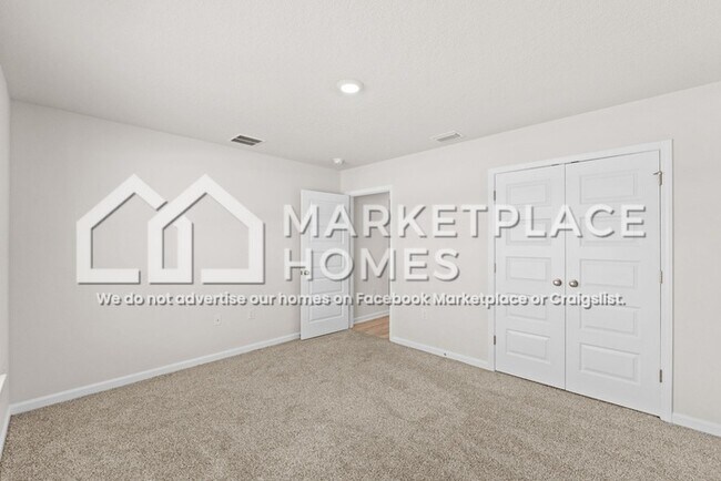 Building Photo - 7504 Delancey St