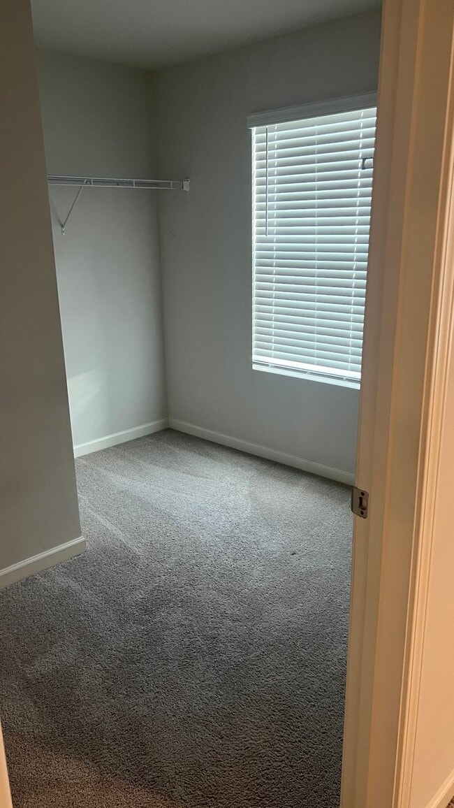 Building Photo - 5811 Gabbro Ct