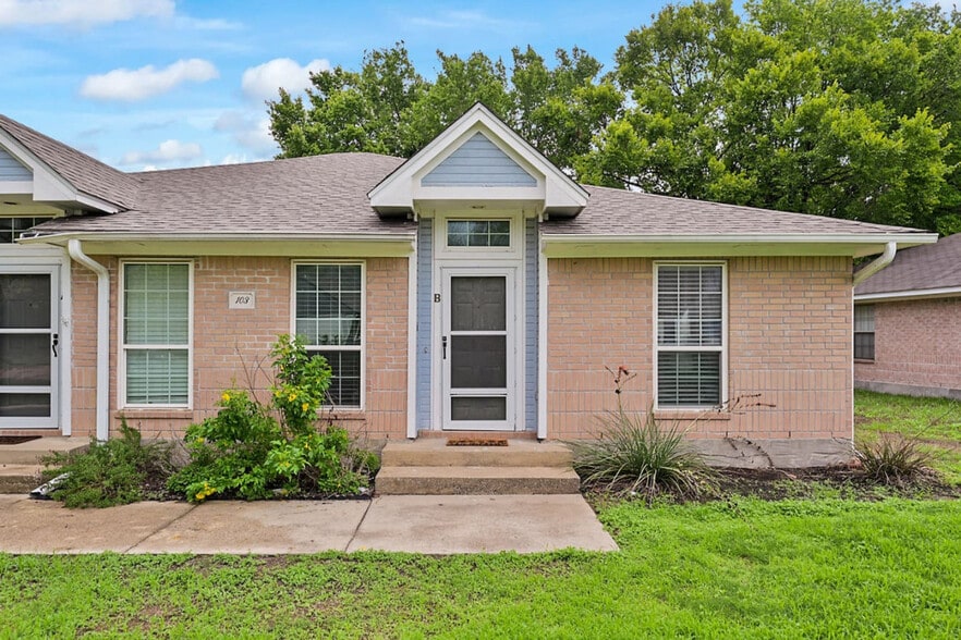 Building Photo - 103 Winter Park