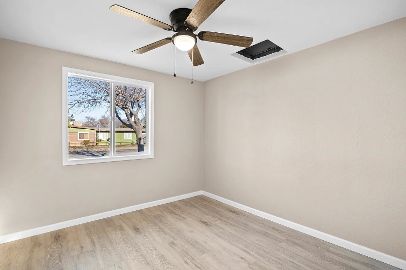 Building Photo - 38903 Palm Tree Way