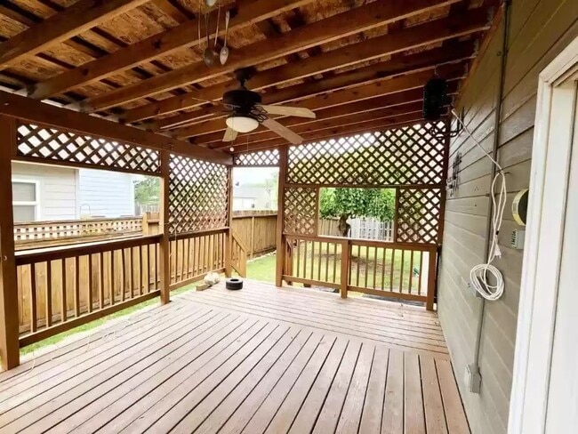 Building Photo - 1301 Sierra Dr
