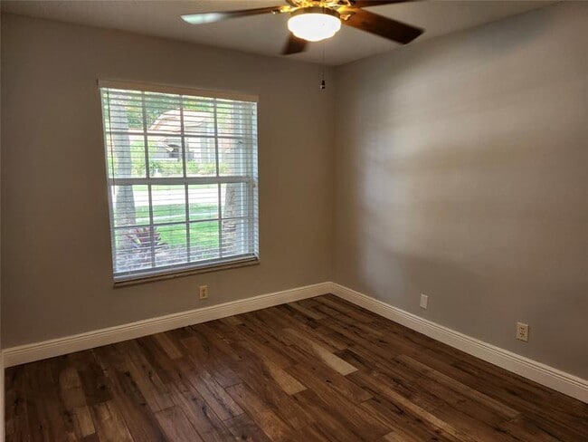 Building Photo - 6639 Hatteras Dr