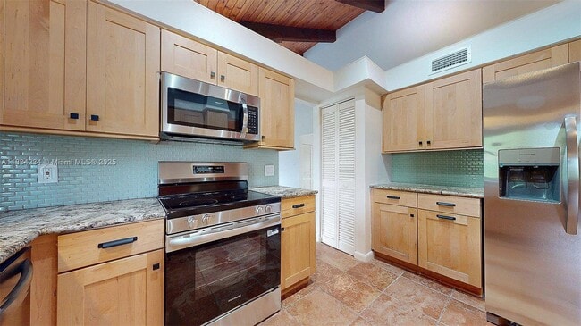 Building Photo - 10251 SW 80th St