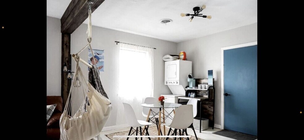 Building Photo - 2001 N 61st Ave